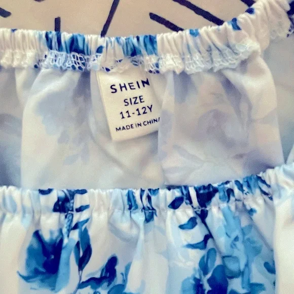 Darling White/Blue Floral Bubble Sleeve Girl’s Dress (Sz 11-12) (FINAL PRICE) - Picture 5 of 6